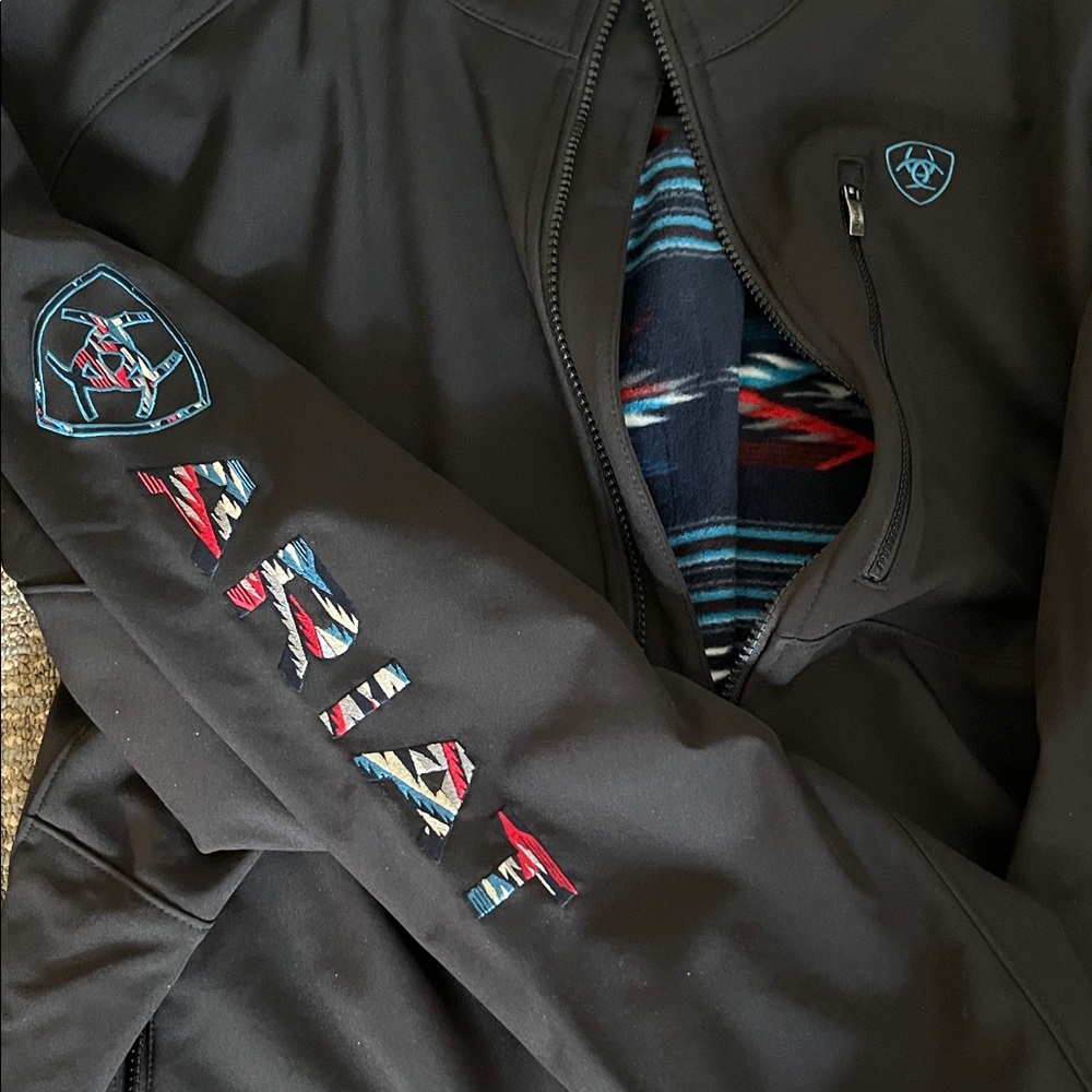 Ariat Men's Black Performance Jacket - Picture 2 of 6